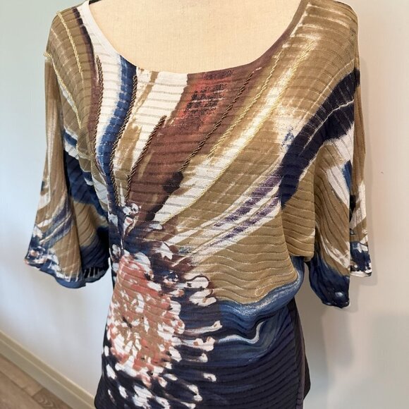 Chagall Floral Painter Watercolor Top Angel Sleeve Scoop Neck  Beaded details L - Picture 8 of 8